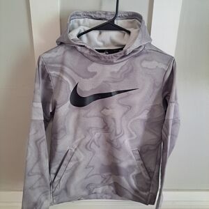 Nike Youth Large Dri-Fit Gray Camo Pullover Hoodie